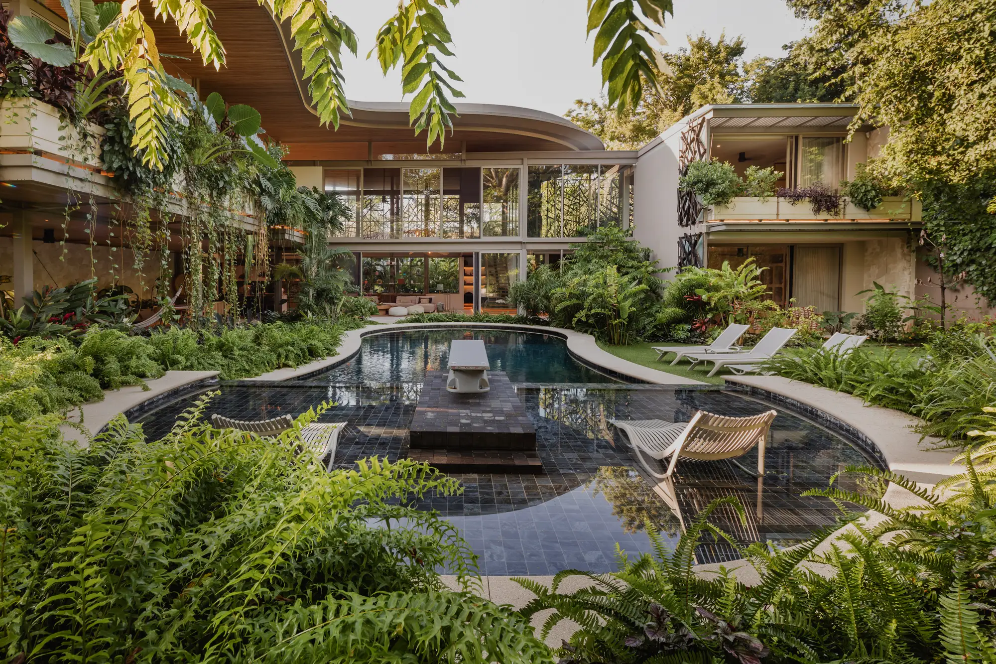 Nest — Villa & retreat