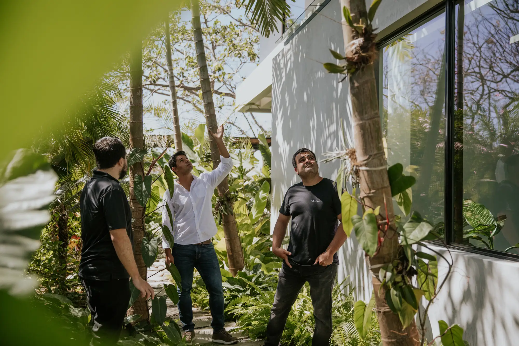 VA Studio — Team portraits