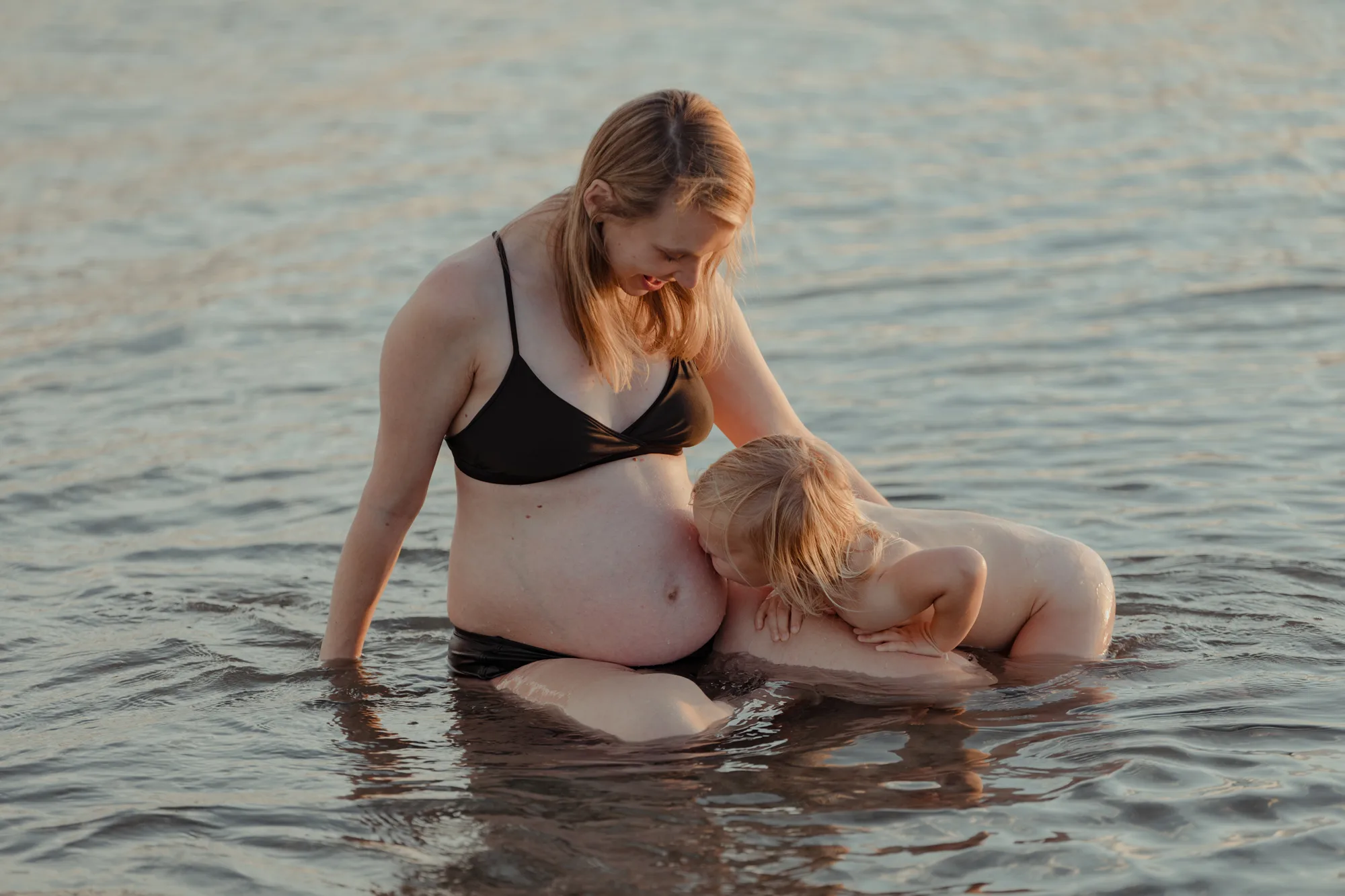 Halley — Maternity